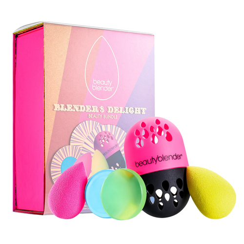 Beautyblender Blender's Delight Beauty Bundle, 1 set Beautyblender Blenders Delight Beauty Bundle on white background