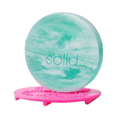 Beautyblender Blendercleanser Solid Chill Swirl, 28g/1 oz Beautyblender Blendercleanser Solid Chill Swirl on white background