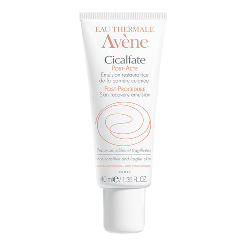Avene Cicalfate Post-Procedure on white background