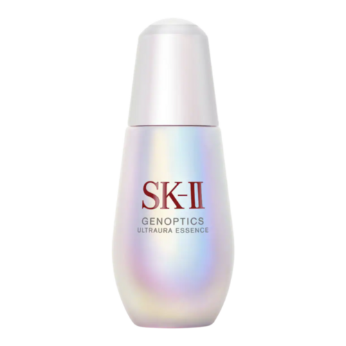 SK-II Genoptics Ultraura Essence, 50ml/1.7 fl oz SK-II Genoptics Ultraura Essence on white background