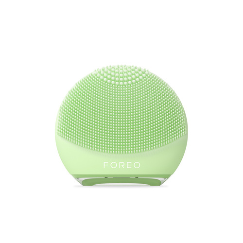 Foreo Luna 4 go - Lavender, 1 piece Foreo Luna 4 go - Evergreen on white background