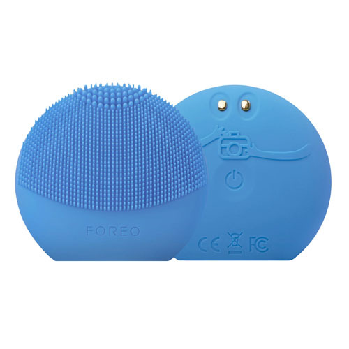 FOREO Luna Fofo - Fuchsia, 1 piece Foreo Luna Fofo - Aquamarine on white background