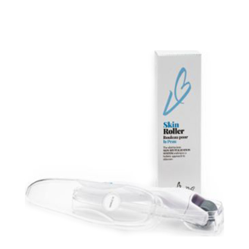 SkinVacious Personal Skin Roller 0.2mm on white background