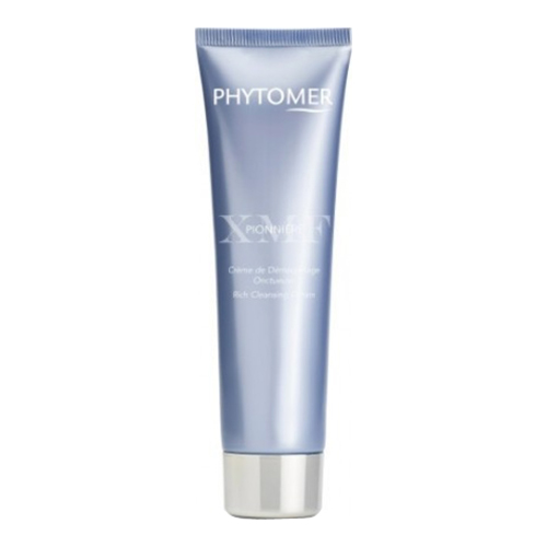 Phytomer Rich Cleansing Cream on white background
