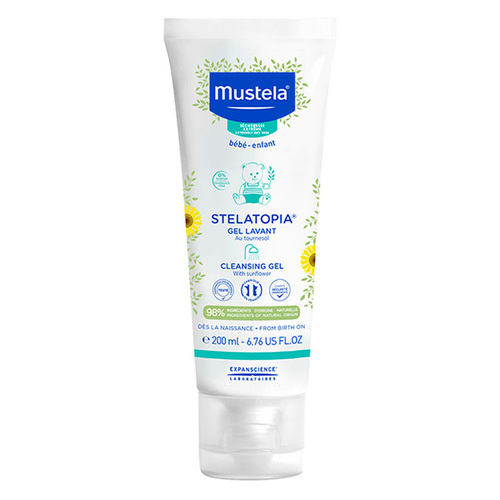 Mustela Stelatopia Cleansing Gel on white background