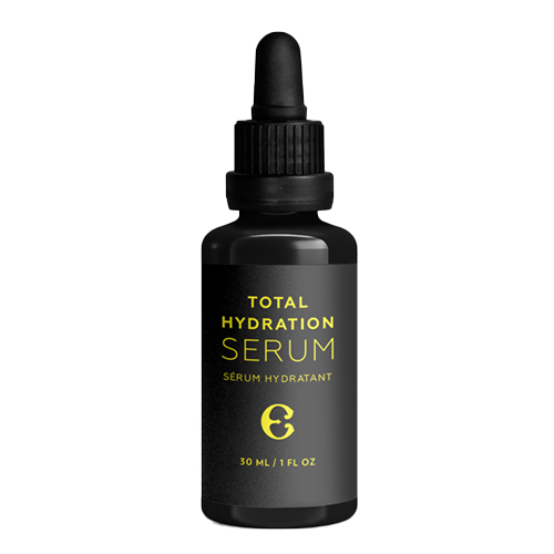 Etymologie Total Hydration Serum on white background