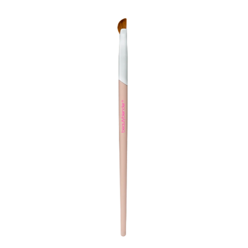 Beautyblender Wing Man - Curved Eyeliner Brush, 1 piece Beautyblender Wing Man - Curved Eyeliner Brush on white background