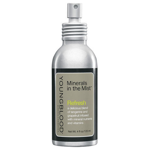 Youngblood Minerals In The Mist - Refresh, 120ml/4 fl oz Youngblood Minerals In The Mist - Recharge on white background